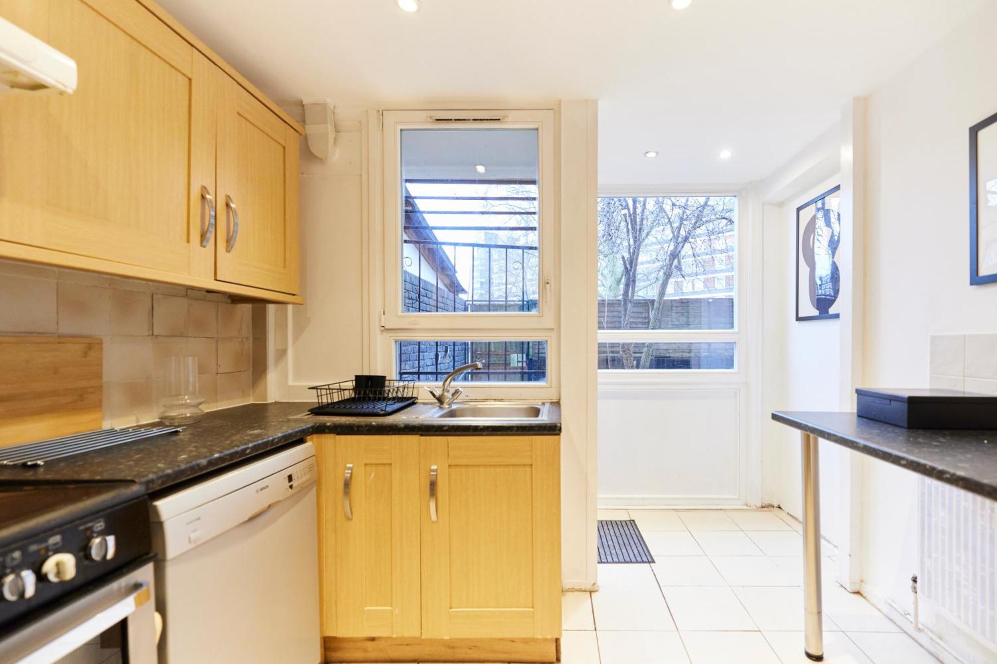 The Kennington Park Crib - Lovely 2Bdr Flat With Garden London Exterior photo