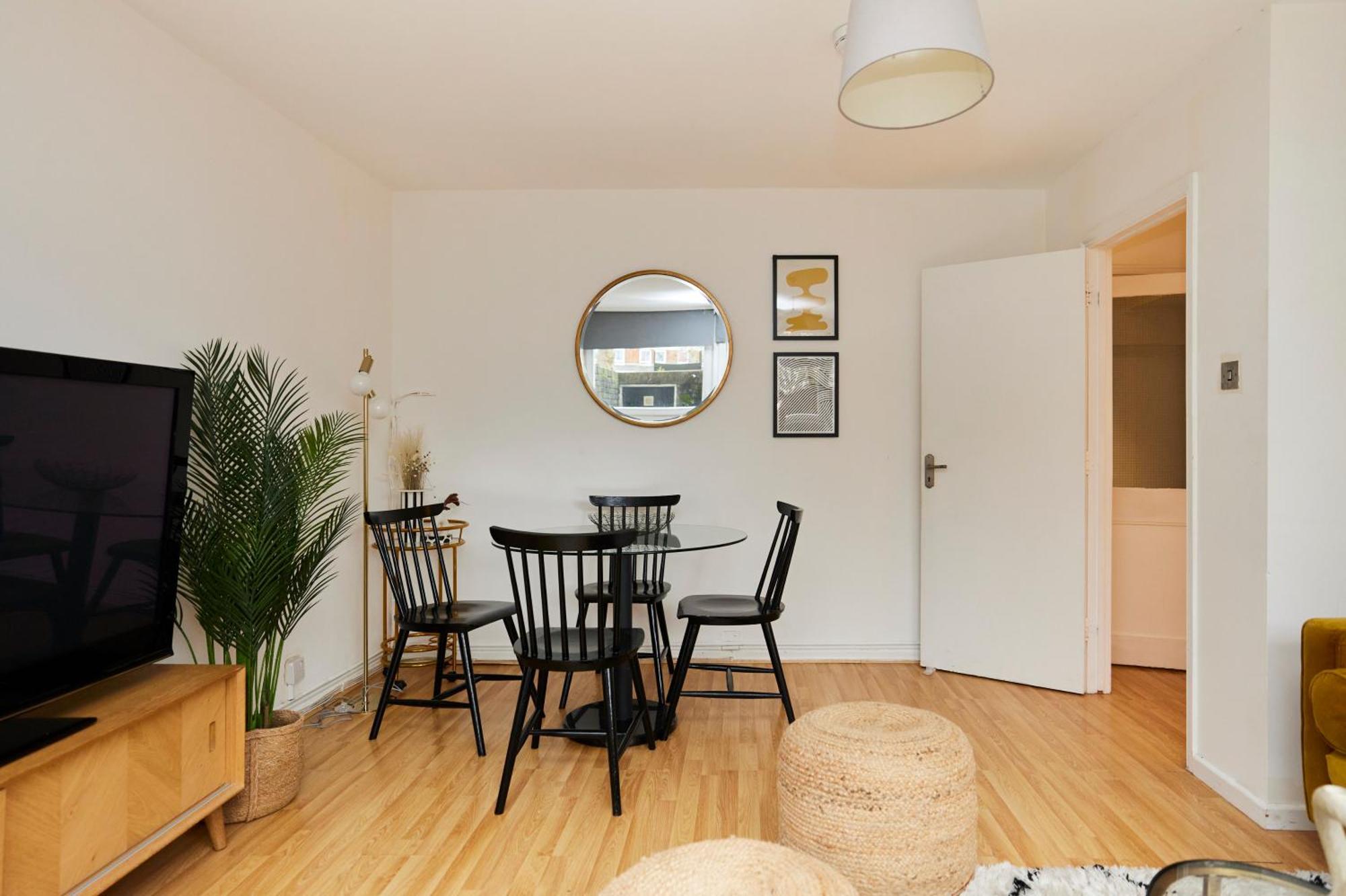 The Kennington Park Crib - Lovely 2Bdr Flat With Garden London Exterior photo